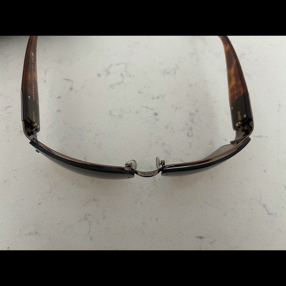 Authentic Chanel 4117B Vintage Sunglasses - Picture 3 of 16